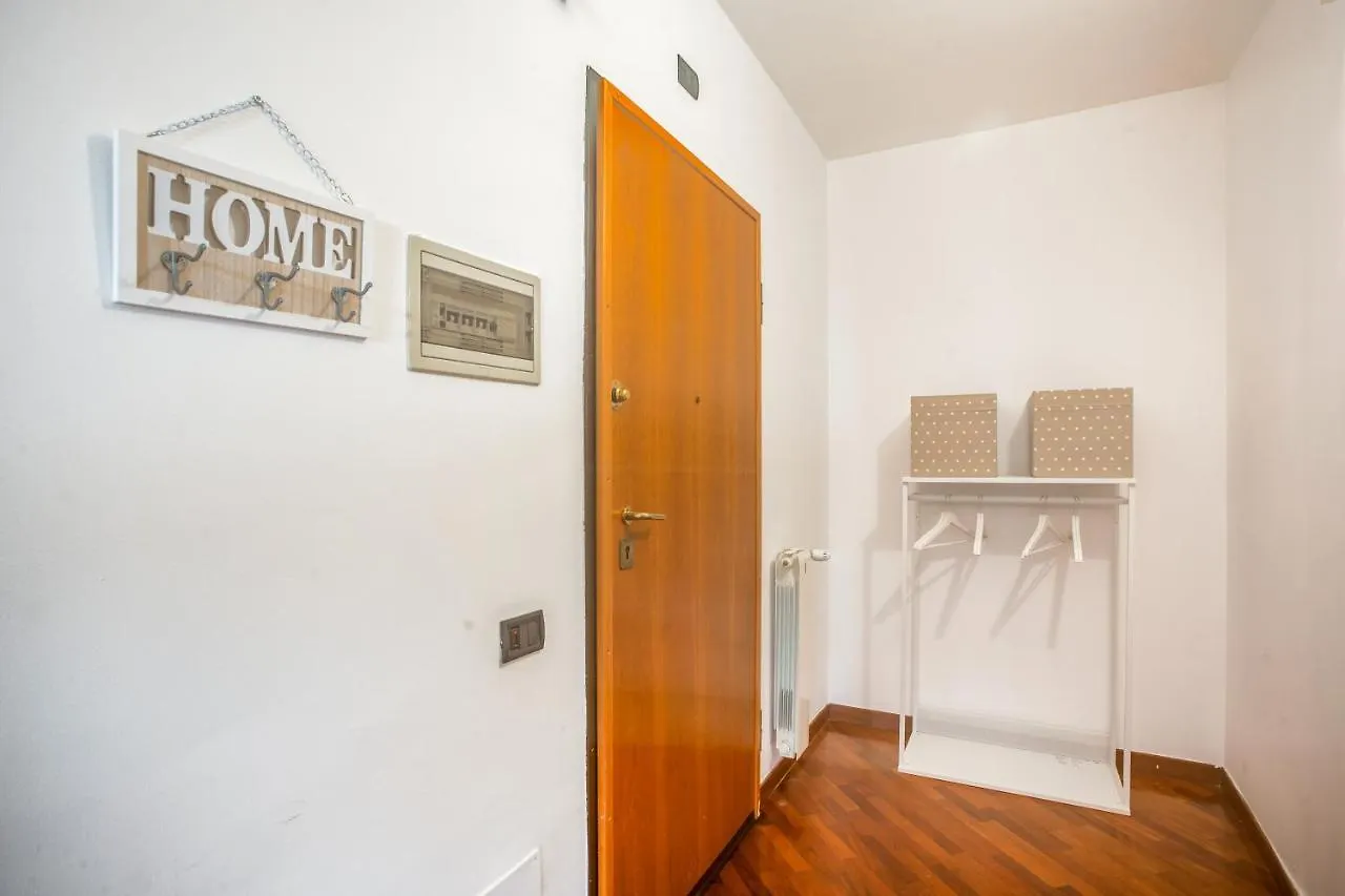 Bari Waterfront Apartment Italië
